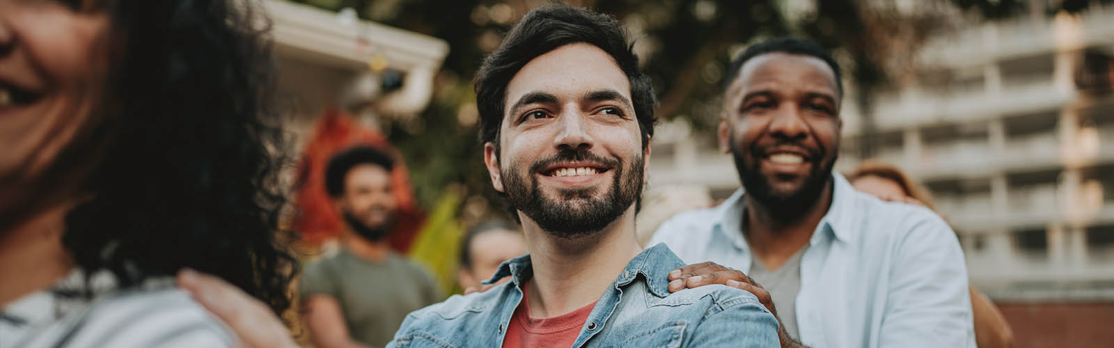 Social Worker in a group session