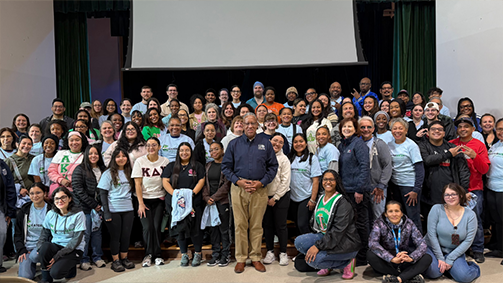 President Loren J. Blanchard and other Gatorserve volunteer students at Dogan Elementary