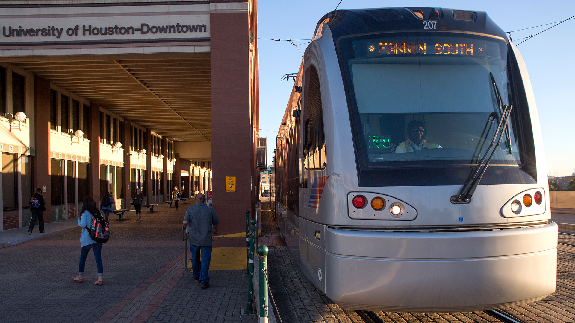 Metro Train parked by the One Main Portico